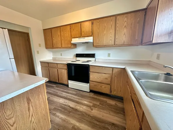 320 Joseph St, Neenah, WI 54956