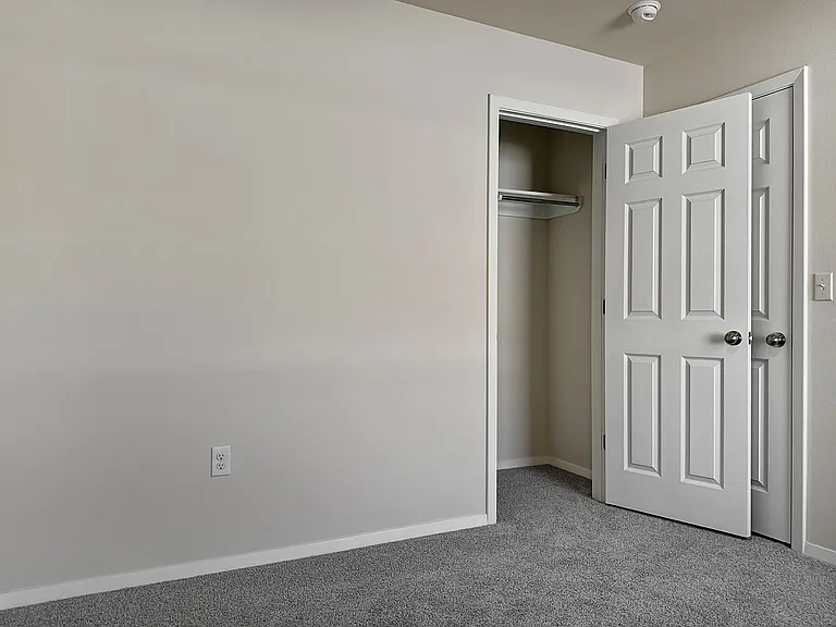 8129 Sunflower Way — Photo 15