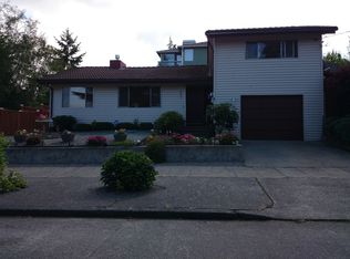 6220 Corliss Ave N, Seattle, WA 98103