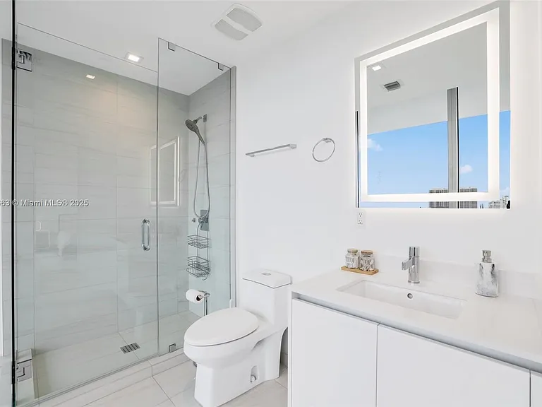 2200 N Ocean Blvd #N504 — Photo 20