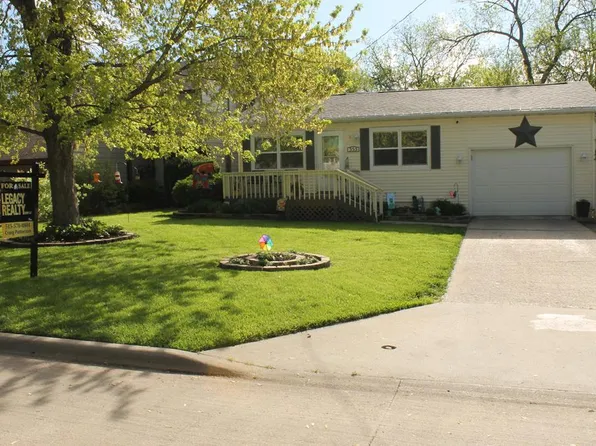 353 4th St NW, Fort Dodge, IA 50501