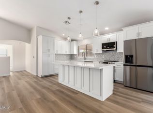 4007 E Agave Rd, Phoenix, AZ 85044