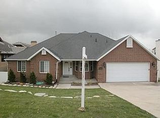 8744 S Danish Rd, Cottonwood Heights, UT 84093