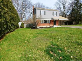 120 Willard Dr, Enfield, CT 06082