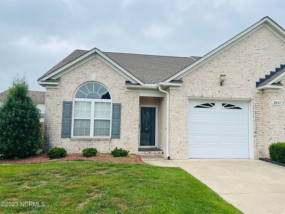 1st image of 2037 Cambria Dr #A