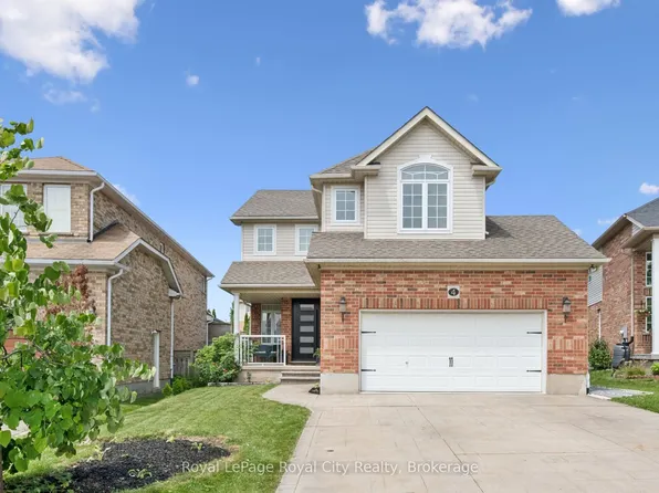 4 Popham Dr, Guelph, ON N1E 0B7