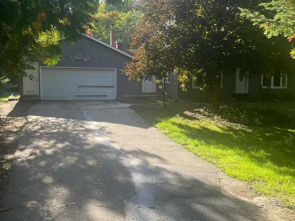 1214 Sheridan Dr, Alpena, MI 49707