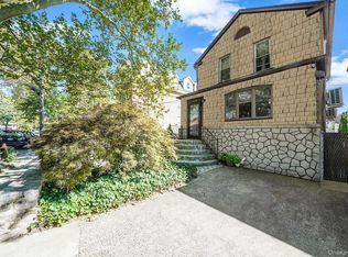 1636 Williamsbridge Rd, Bronx, NY 10461