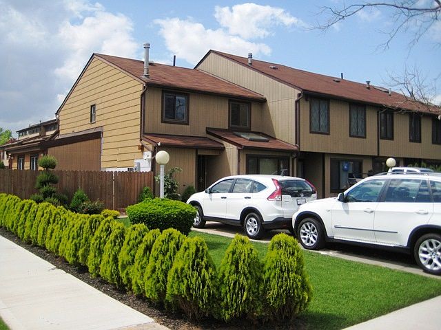 1st image of 1187 Father Capodanno Blvd