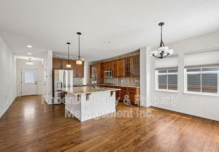 1417 Lander Ln — Photo 5