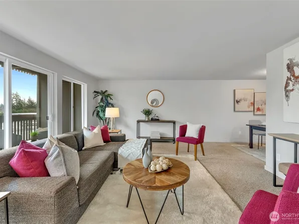 7064 35th Avenue NE #14, Seattle, WA 98115