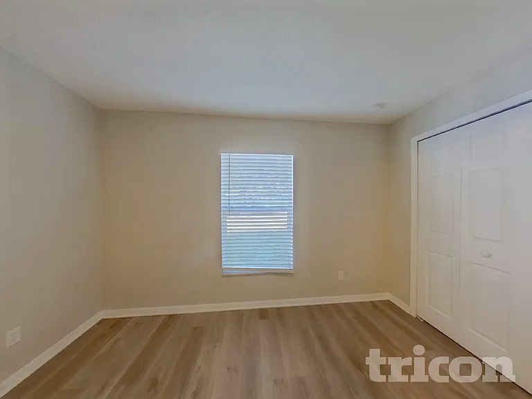 1219 Cheshire St — Photo 14