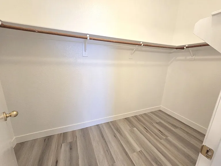 7904 Canyon Grove Ct — Photo 19