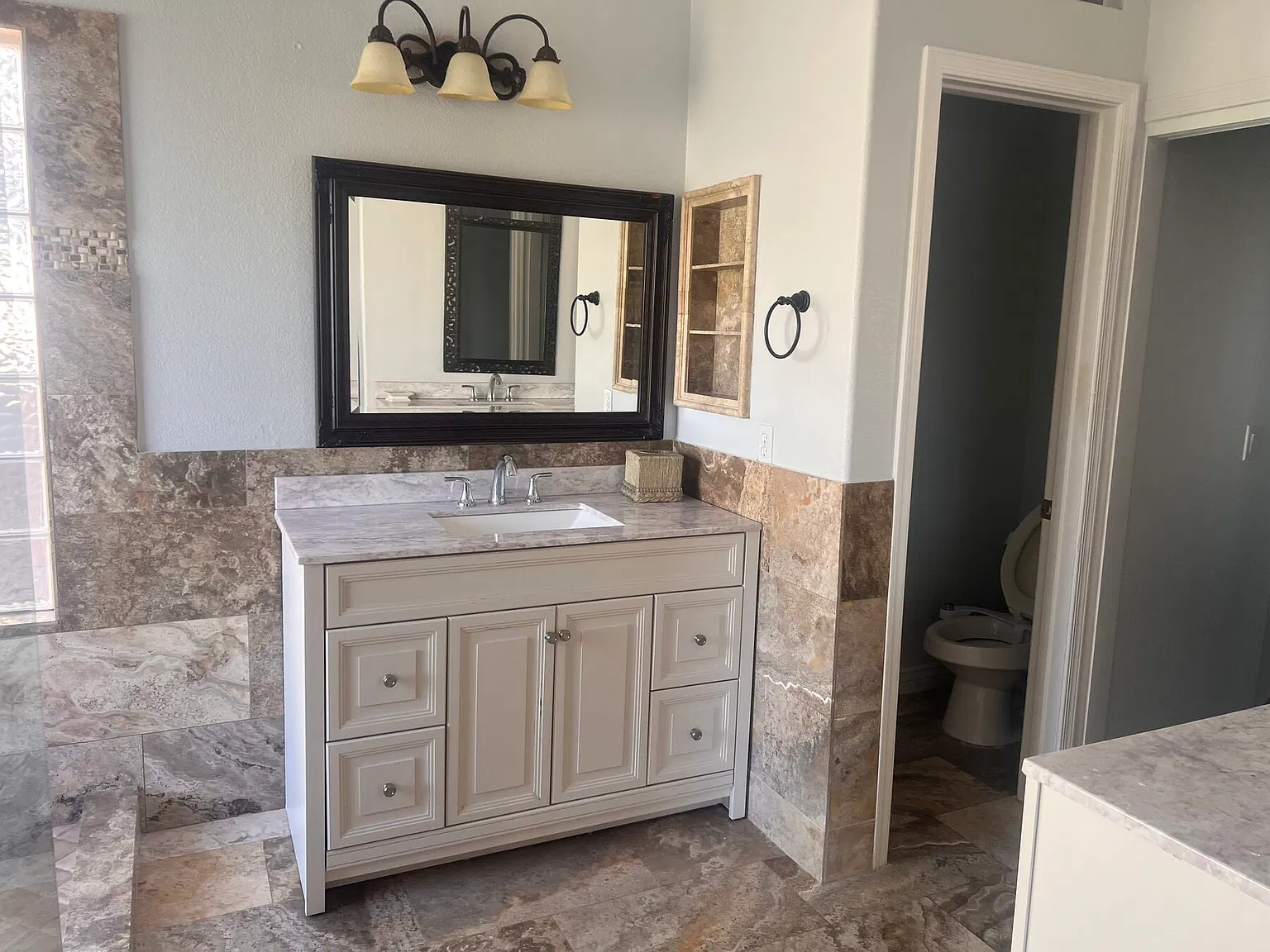3 bed, 1854 sqft, $2,500 — Photo 4