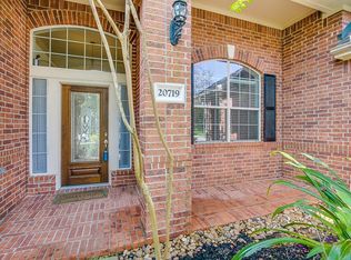 20719 Windy Briar Ln, Spring, TX 77379
