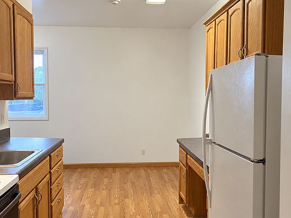 5th image of 115 N Merritt Mill Rd #307