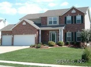 10 Wolfe Creek Ct, Glen Carbon, IL