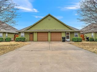 1022 W Coffin St APT 102, Denison, TX 75020