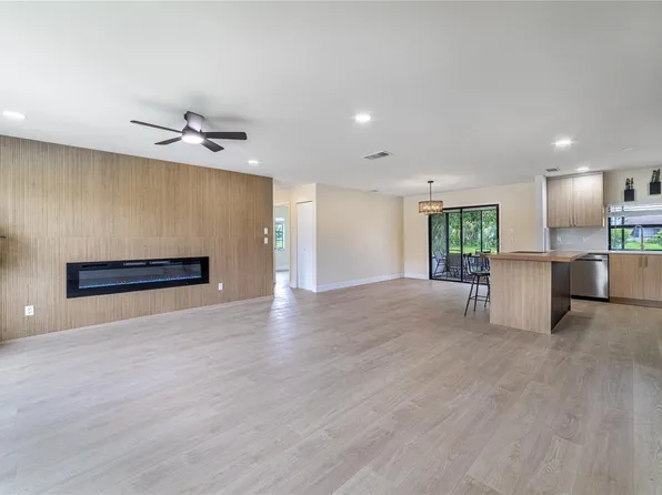 1226 SW Emerald Avenue, Port St Lucie, FL 34953