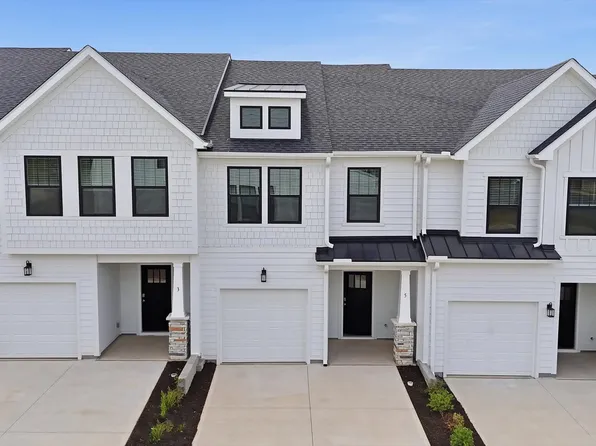 5 Hagen Ln, Simpsonville, SC 29681