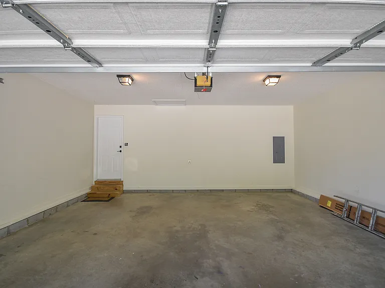 190 Winchester Rd — Photo 20