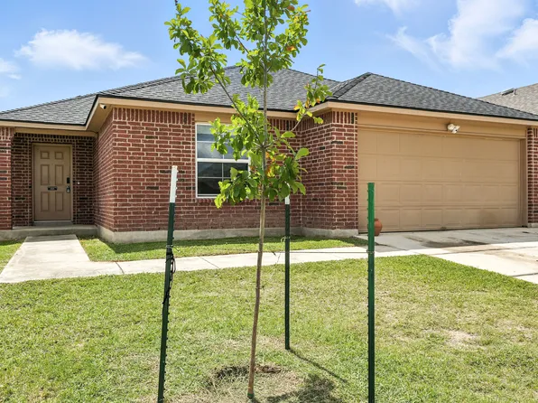 1029 bromley, Seguin, TX 78155