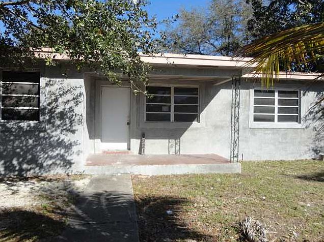 1st image of 2921 NW 94th St