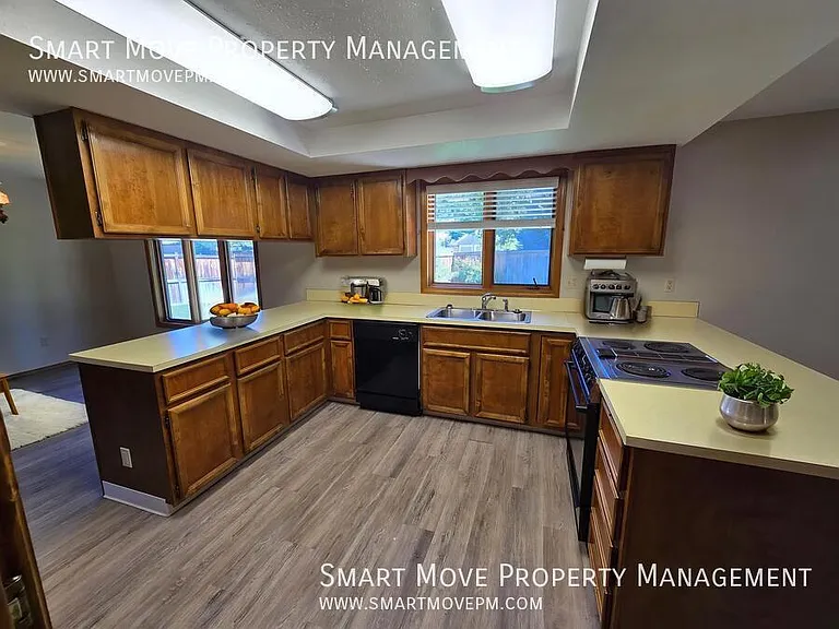 3312 S Norfolk Way — Photo 14
