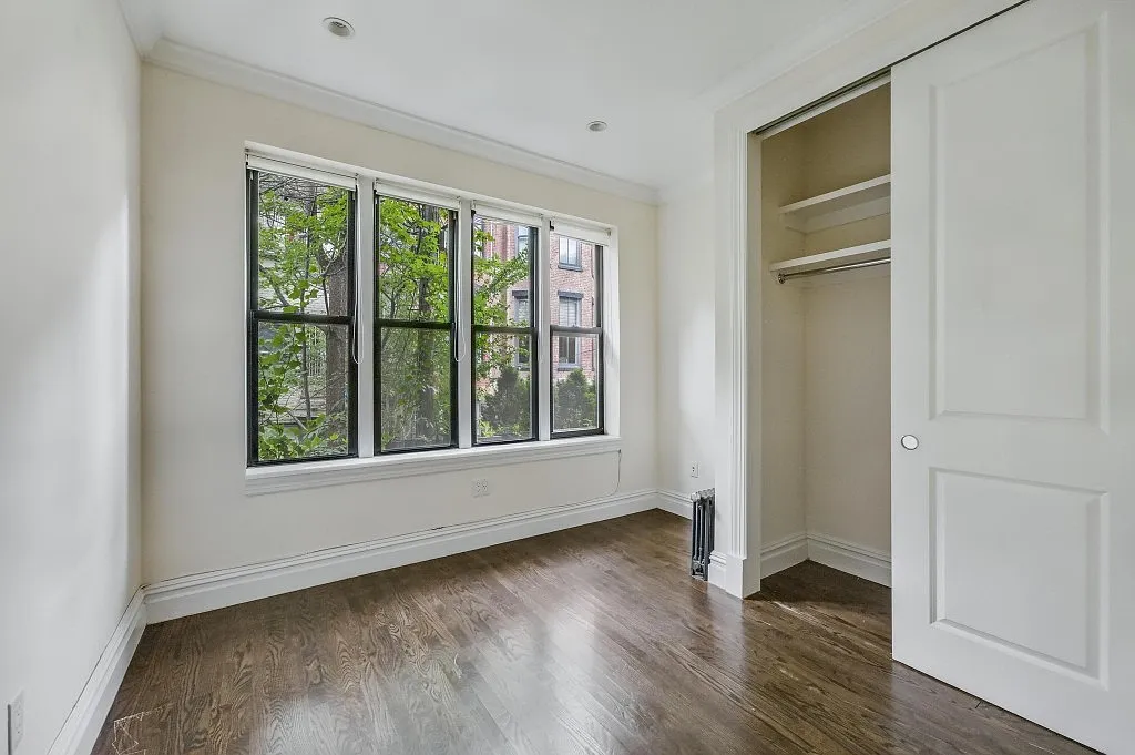 42 Sidney Place — Photo 4