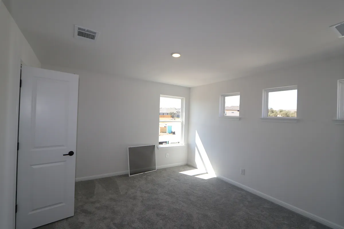 Building Photo - 216 Amber Oak Ln