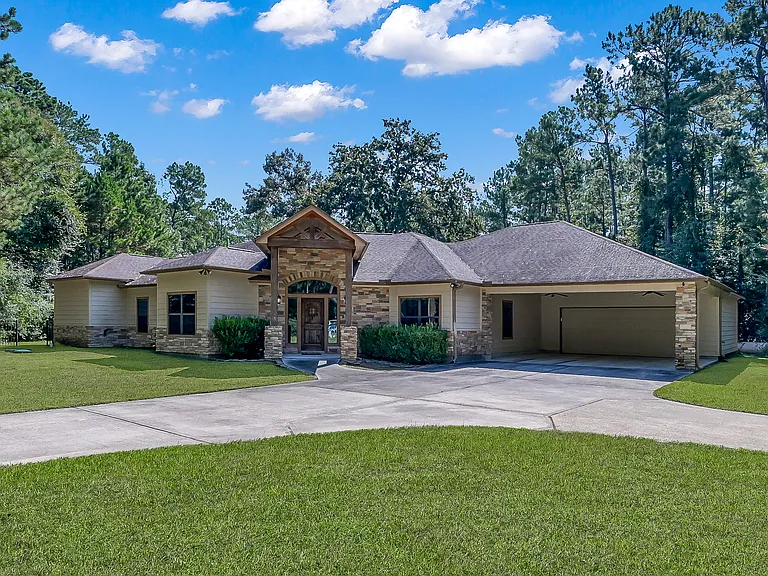 40102 Country Forest Dr — Photo 41