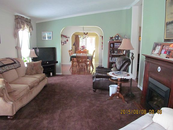 5th image of 41 Petrie Ln
