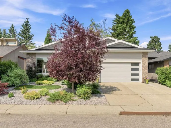 223 E Oakland Pl SW, Calgary, AB T2V 4G4
