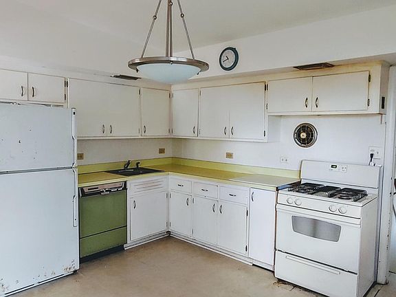 4th image of 11504 S Joalyce Dr