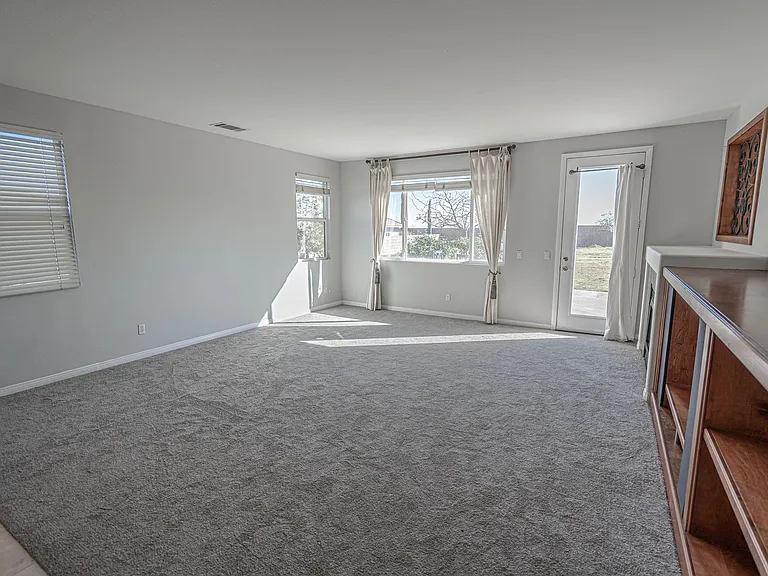 41032 Woodshire Dr — Photo 6