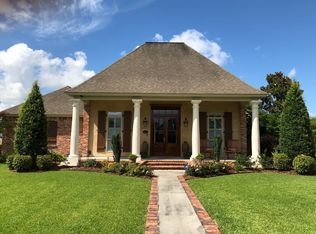 2215 Belle Ruelle St, New Iberia, LA 70563