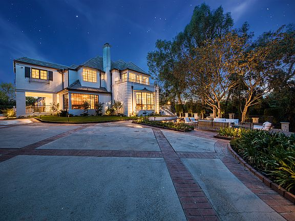 2nd image of 10350 W Sunset Blvd