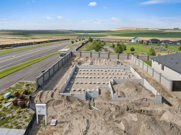 8048 Lennox St, West Richland, WA 99353