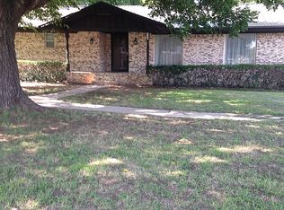 204 E Nevada St, Walters, OK 73572