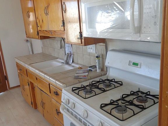 5th image of 1541 W Avenue L4