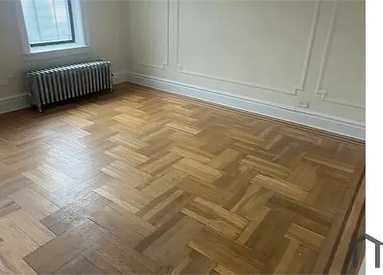 4138 Carpenter Ave — Photo 3