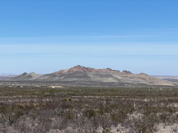 8530 Private Rd, Terlingua, TX 79852