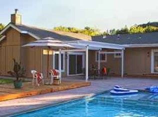 525 Moraga Way, Orinda, CA 94563