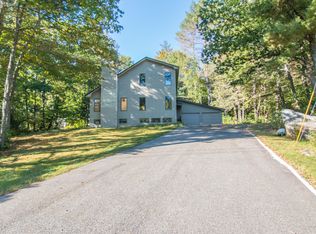 36 Meadowbrook Rd, Bangor, ME 04401