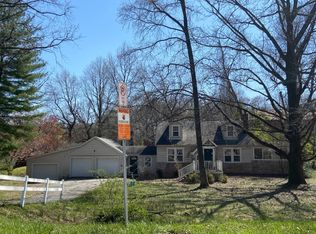 414 N 28th St, Belleville, IL 62226