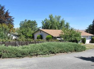 3109 Ditter Dr, Yakima, WA 98902