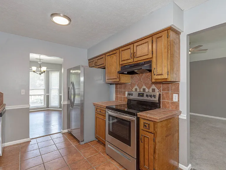 6913 Dorsey Dr — Photo 20