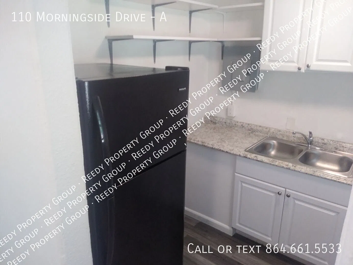 Beautiful Remodeled 2 bedroom Apartment near Downtown Spartanburg! — Photo 2