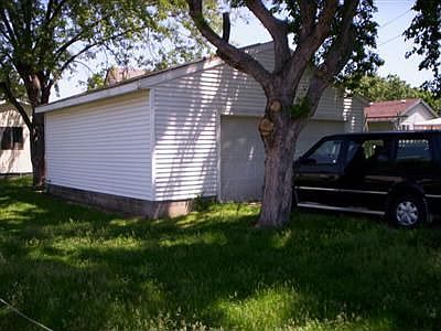 3rd image of 106 E Home Ave