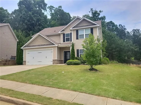 271 Fieldcrest Dr, Dallas, GA 30132